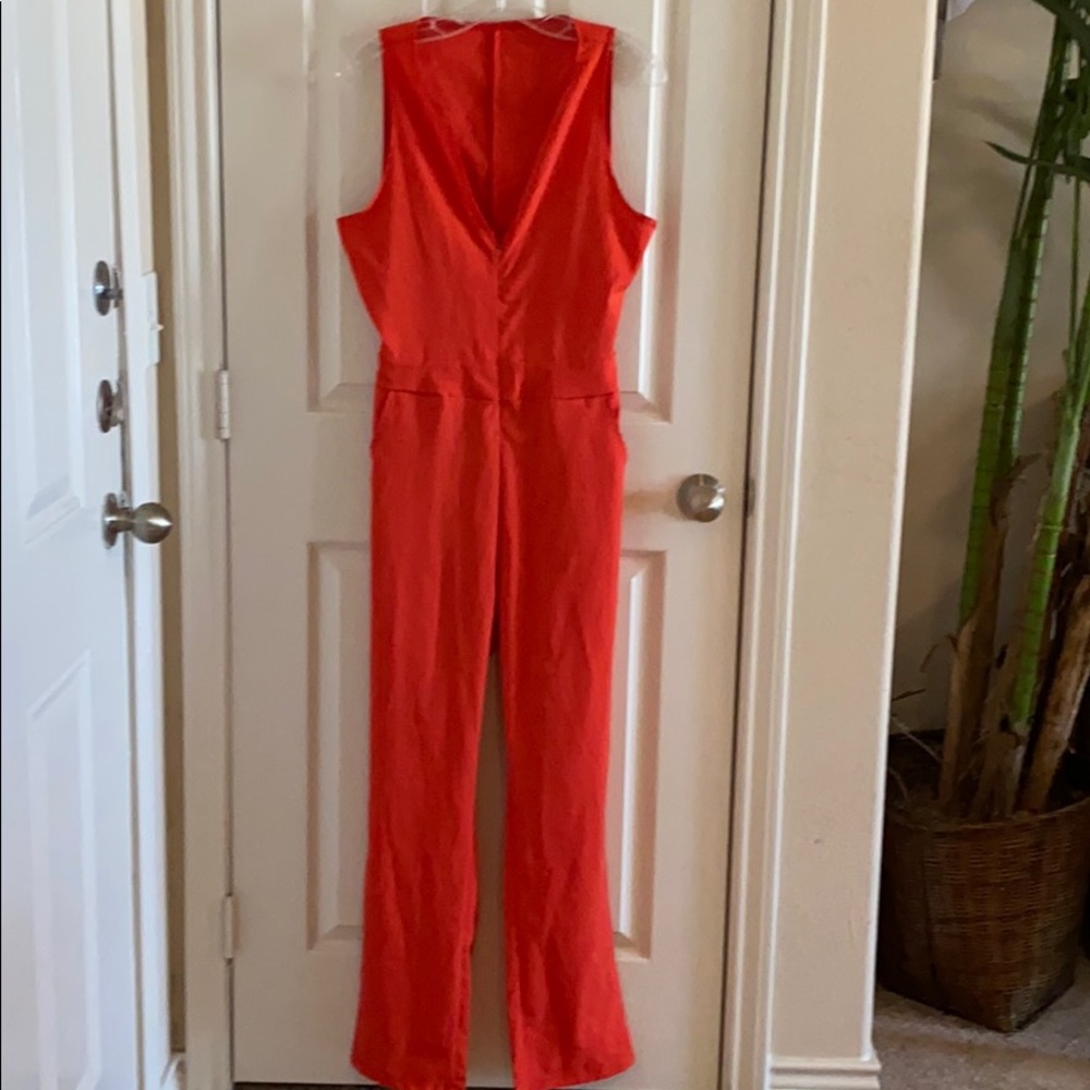 Red pantsuit 251